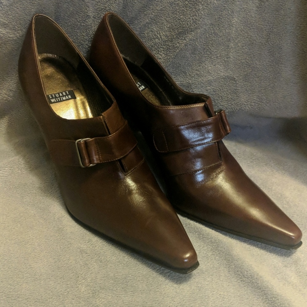 Stuart Weitzman Leather Pointed-Toe Booties
